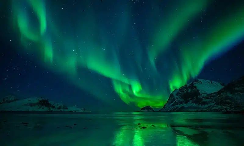 Voyage pour les Îles Lofoten pour voir les aurores boréales