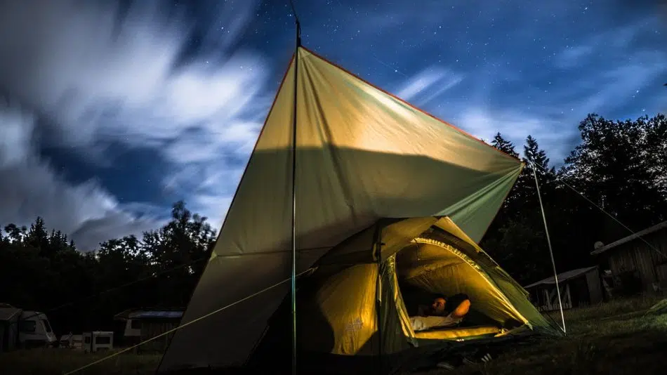 Accessoires de camping : pourquoi s’en procurer et comment choisir ?